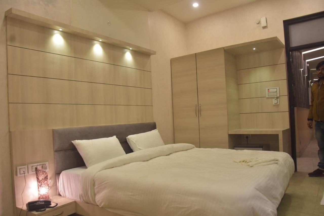 Hotel Mahendra Plaza Hardoi المظهر الخارجي الصورة